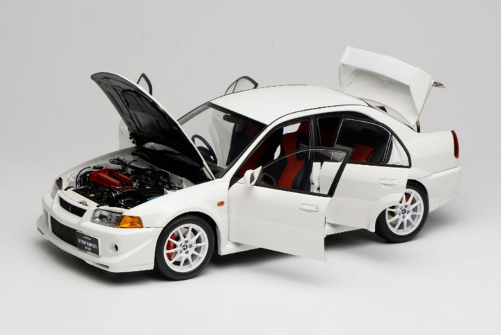 [Preorder] MOTORHELIX 1:18 Mitsubishi Lancer Evolution VI (6.5) (2 Colours)