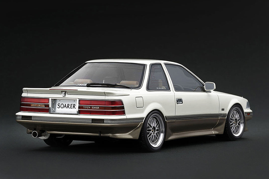 [Preorder] Ignition Model 1:18 Toyota SOARER (Z20) 3.0GT-LIMITED Pearl White/Gold IG4326