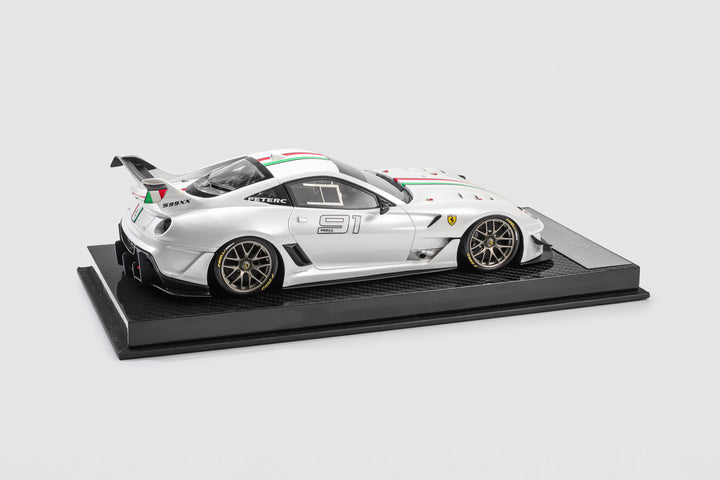 [Preorder] Collection Models 1:18 Ferrari's XX Programme 599XX Evolution (5 Colours)