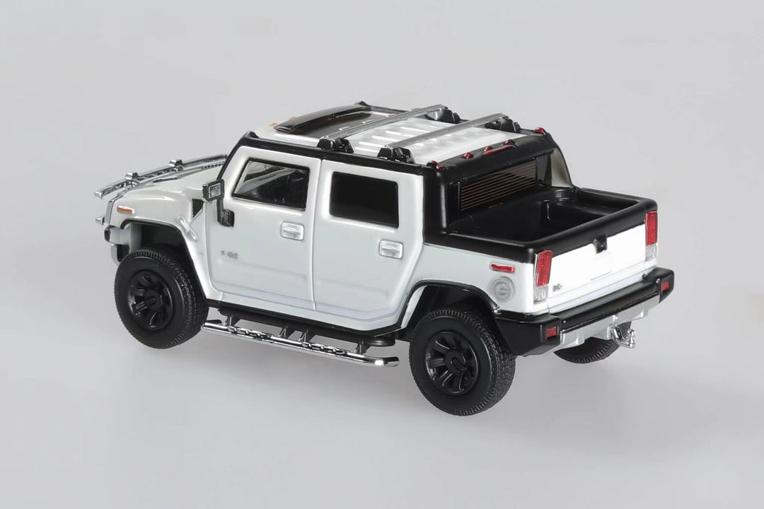 [Preorder] LuLu Model 1:64 GMC Hummer H2 SUT (2 Colours)