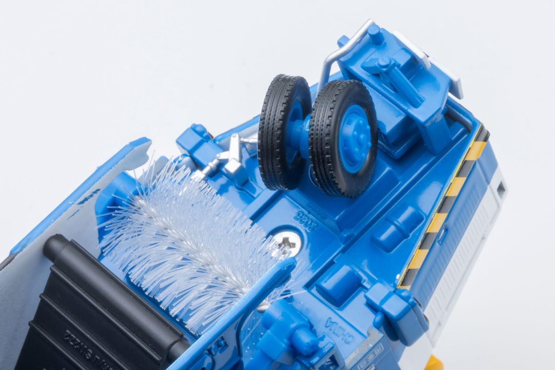 [Preorder] TLVN Tomica Limited Vintage Neo 1:64 Tokyu SW2Z2 Street Sweeper (Kawasaki City) LV-N370b