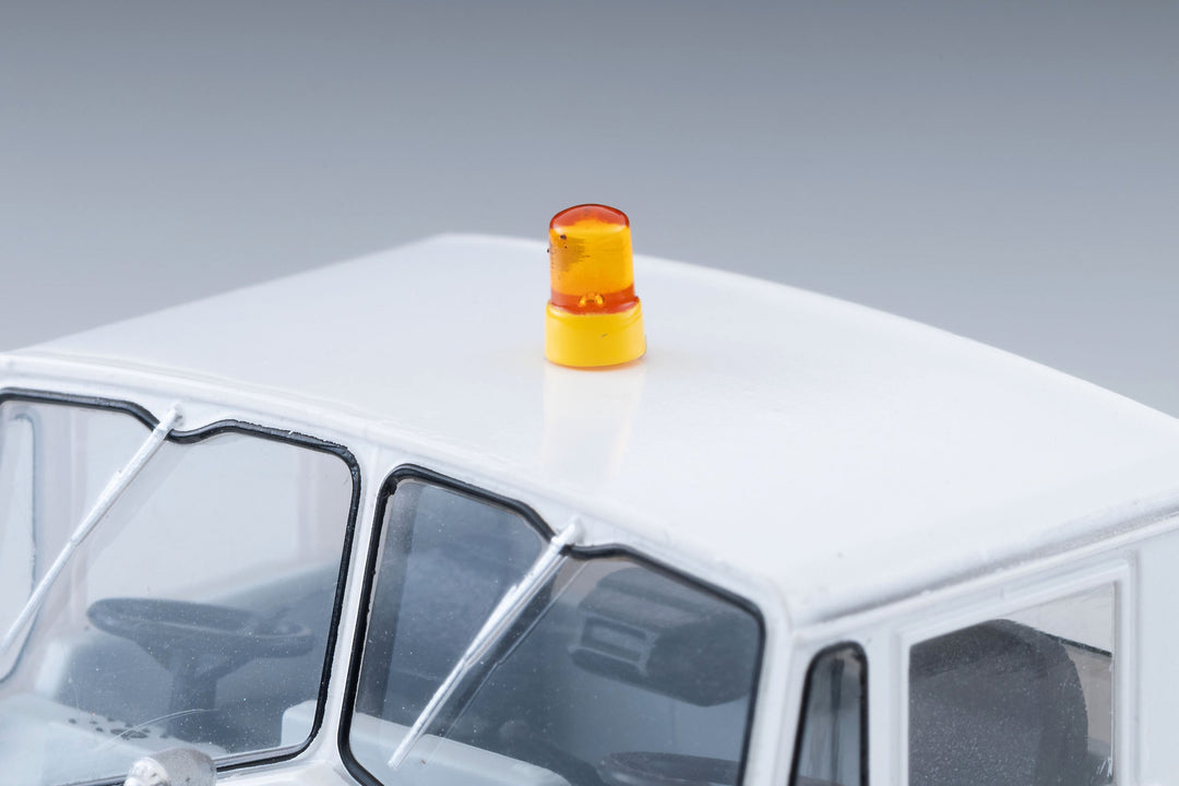 [Preorder] TLVN Tomica Limited Vintage Neo 1:64 Tokyu SW2Z2 Street Sweeper (Kawasaki City) LV-N370b