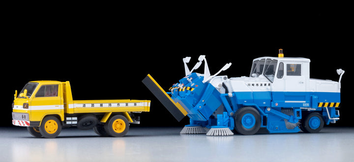 [Preorder] TLVN Tomica Limited Vintage Neo 1:64 Tokyu SW2Z2 Street Sweeper (Kawasaki City) LV-N370b