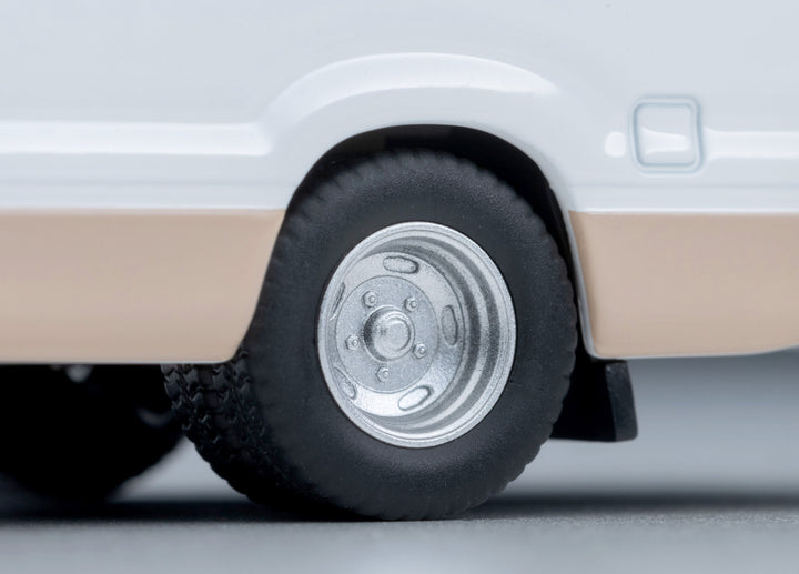 [Preorder] TLVN Tomica Limited Vintage Neo 1:64 Toyota Coaster LX (White/Beige) LV-N294d