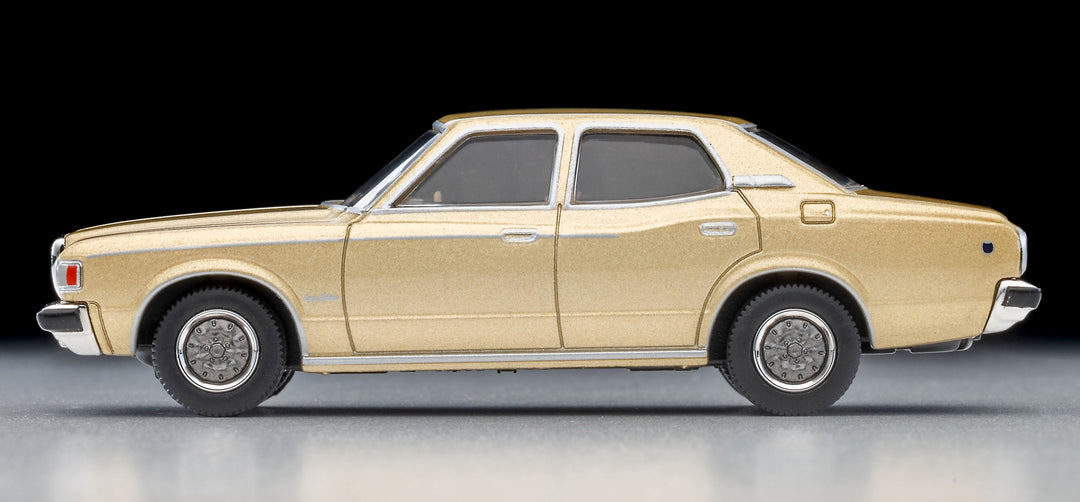 [Preorder] TLVN Tomica Limited Vintage Neo 1:64 1978 Toyota Crown 4-Door Hardtop (Gold) LV-N83d