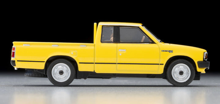 [Preorder] TLVN Tomica Limited Vintage Neo 1:64 1983 Datsun Truck King Cab GL (Yellow) LV-N373b