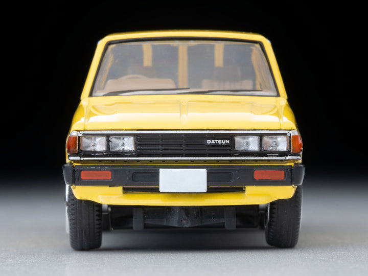 [Preorder] TLVN Tomica Limited Vintage Neo 1:64 1983 Datsun Truck King Cab GL (Yellow) LV-N373b