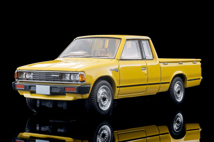 [Preorder] TLVN Tomica Limited Vintage Neo 1:64 1983 Datsun Truck King Cab GL (Yellow) LV-N373b