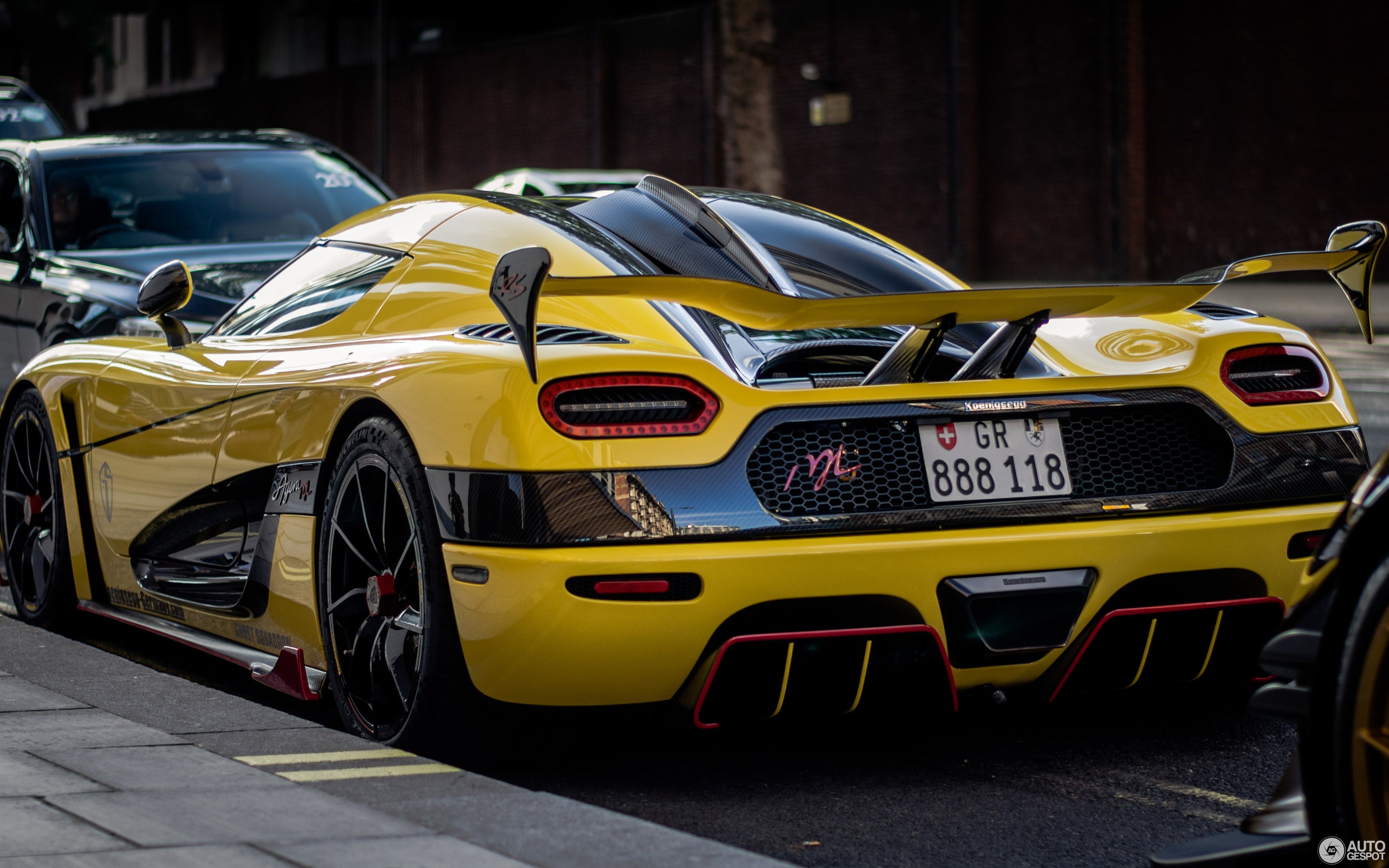 GRYNING Model 1:64 ALPS 64 Koenigsegg Agera (2 Versions) – Horizon