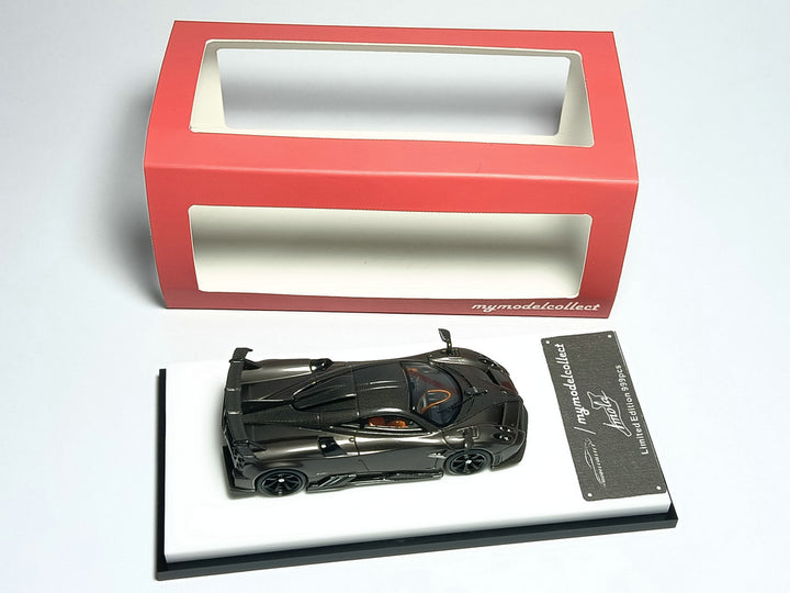 [Preorder] Model Collect 1:64 Pagani Huayra Imola Pearl Grey/Carbon roof