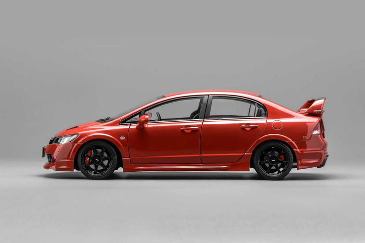 MOTORHELIX 1:18 Honda Civic Type R（FD2) MUGEN RR Milano Red M85415