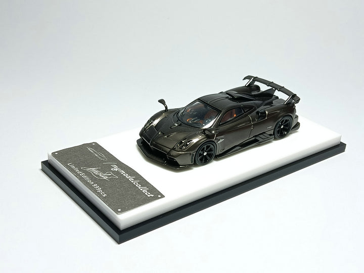 [Preorder] Model Collect 1:64 Pagani Huayra Imola Pearl Grey/Carbon roof