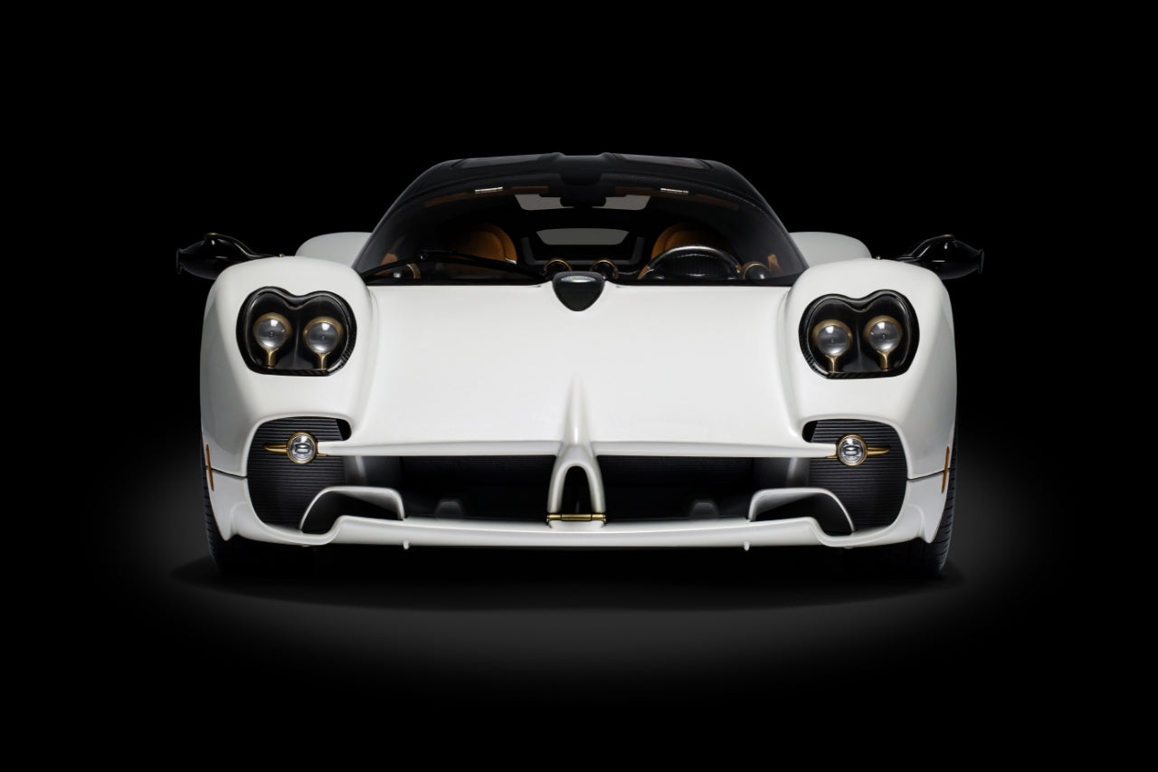 Preorder] Pocher 1:8 HK123 Pagani Utopia Bianca Perla Black
