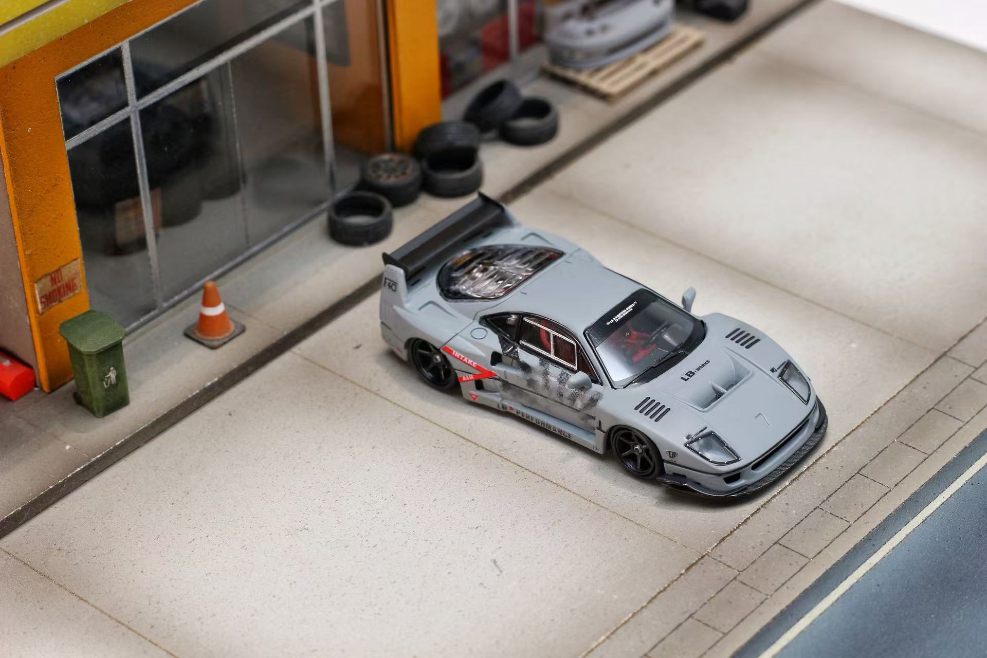 Preorder] Ghost Player 1:64 LBWK Ferrari F40 Grey – Horizon Diecast