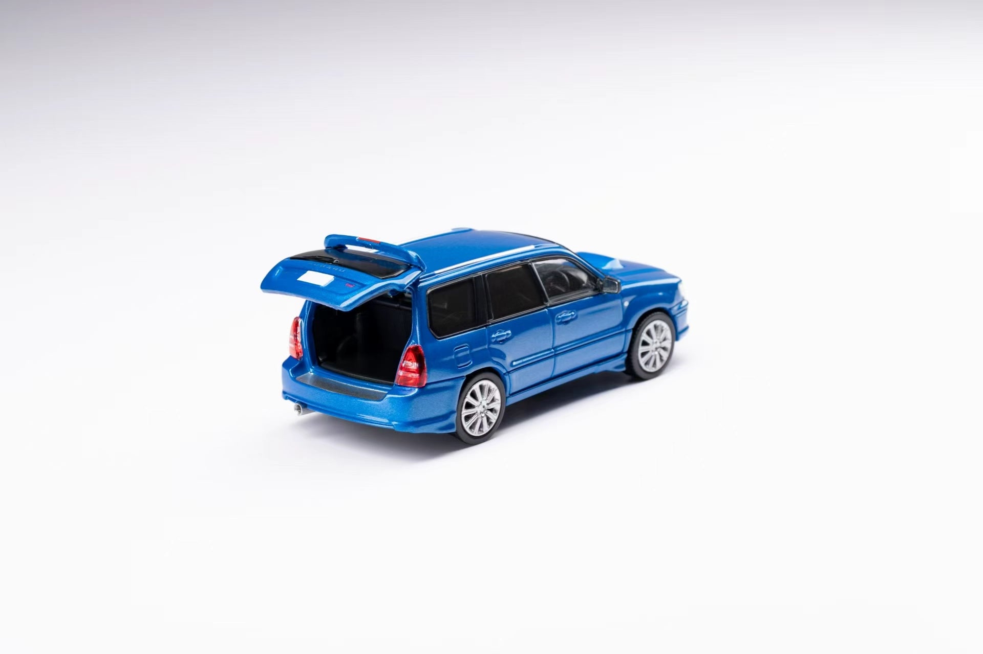 Preorder] Model Model 1:64 Subaru Forester SG9 Sti (2 Colours