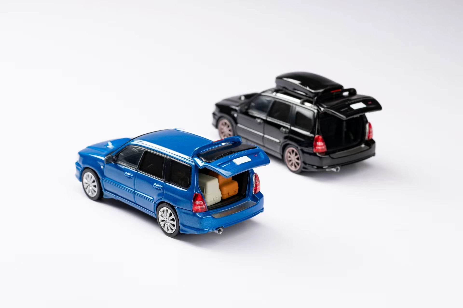 Model Model 1:64 Subaru Forester SG9 Sti (2 Colours) MM64-SG9-001