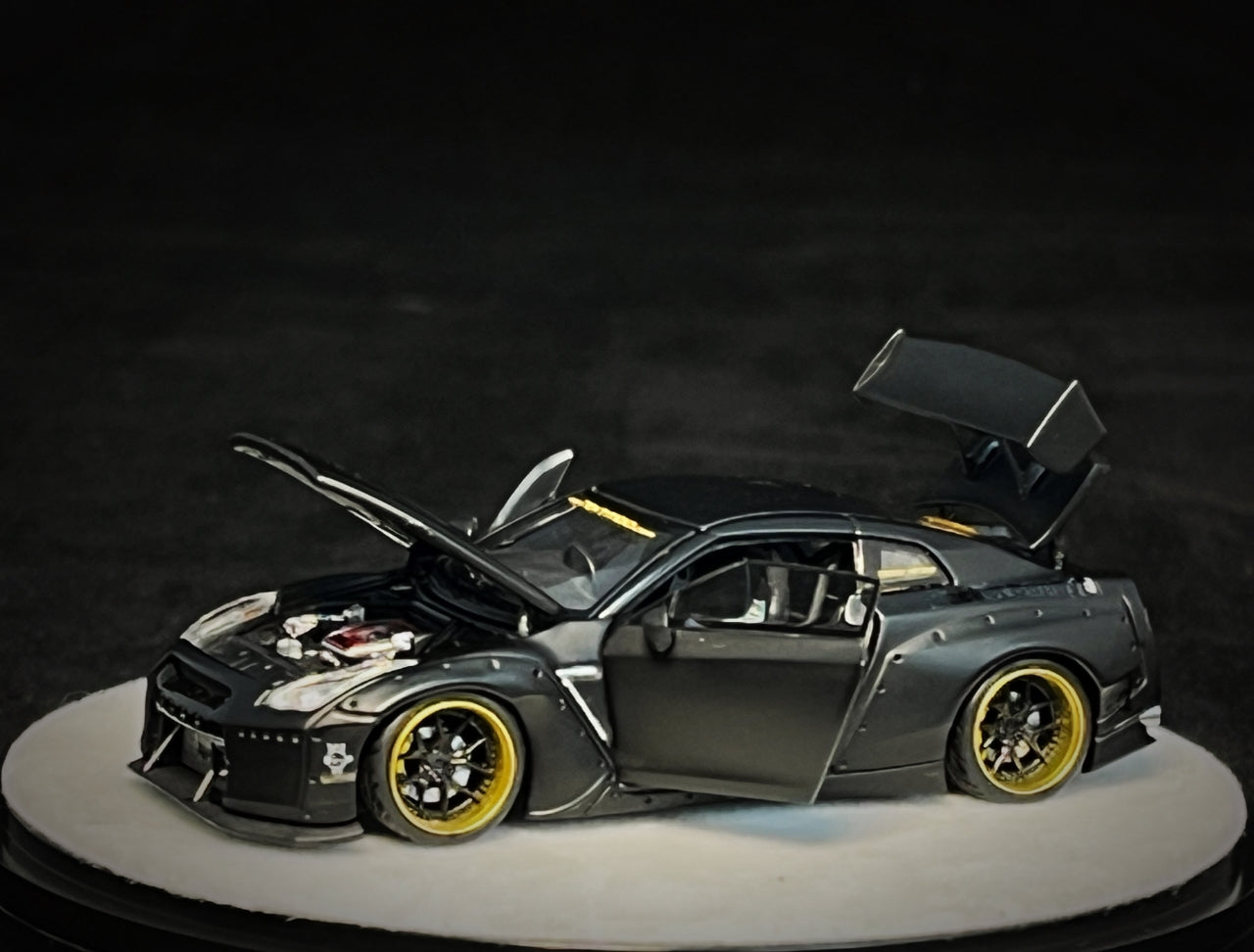 PGM 1:64 Nissan GT-R (R35) - Rocket Bunny Matte Black (2 Versions