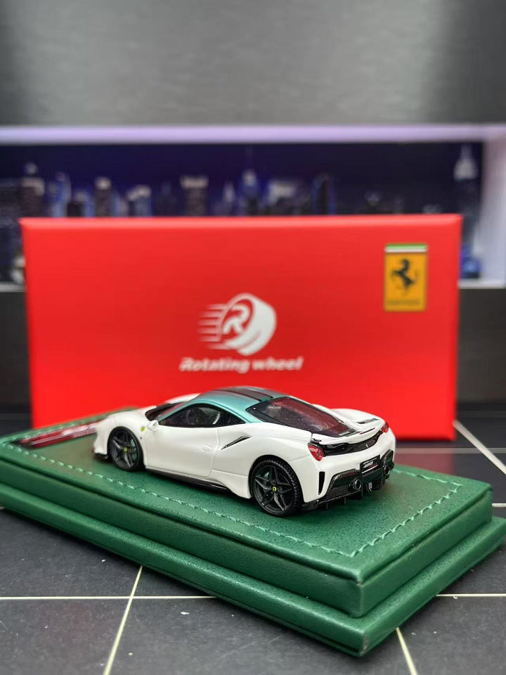 [Preorder] Rotating Wheel 1:64 Ferrari 488 Pista - White (Rain Effect)