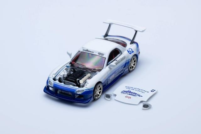 [Preorder] DCM 1:64 Mazda RX-7 (2 Colors)