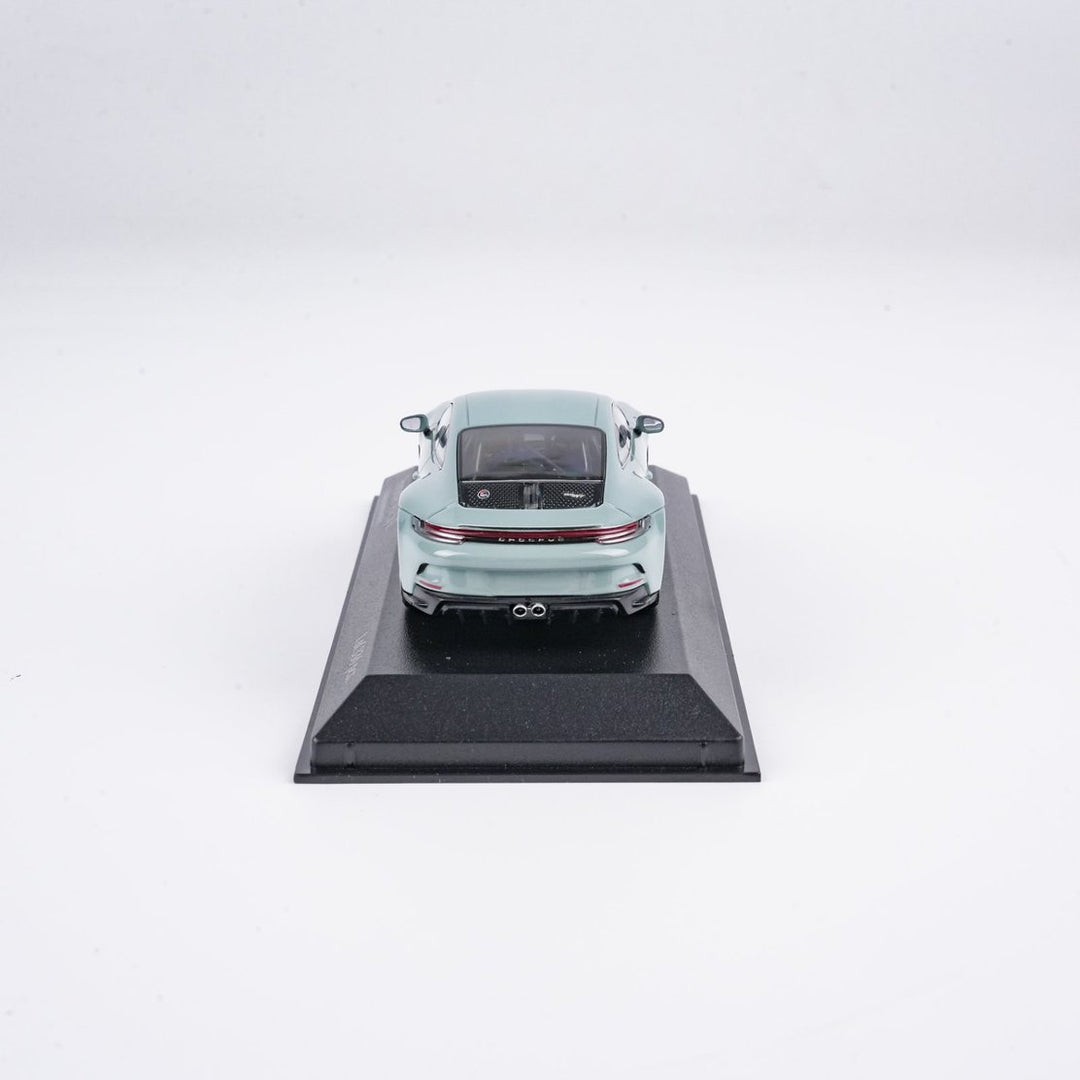 MINICHAMPS 1:43 PORSCHE 911(992) S/T - 2023 - GREEN METALLIC 410063021