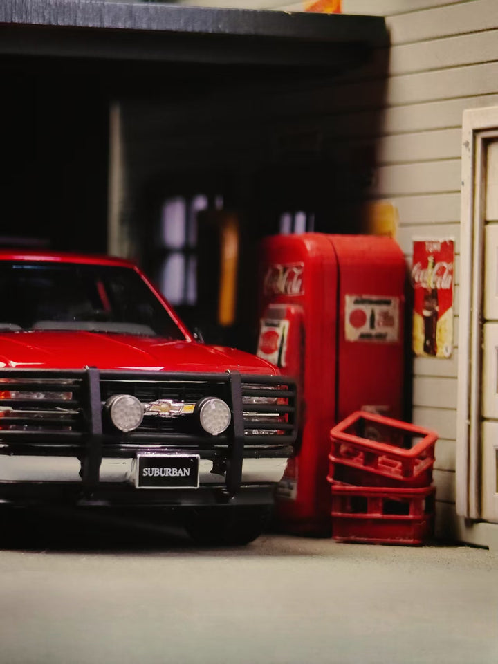 [Preorder] BLISS 1:64 Chevrolet Suburban (2 Colours)