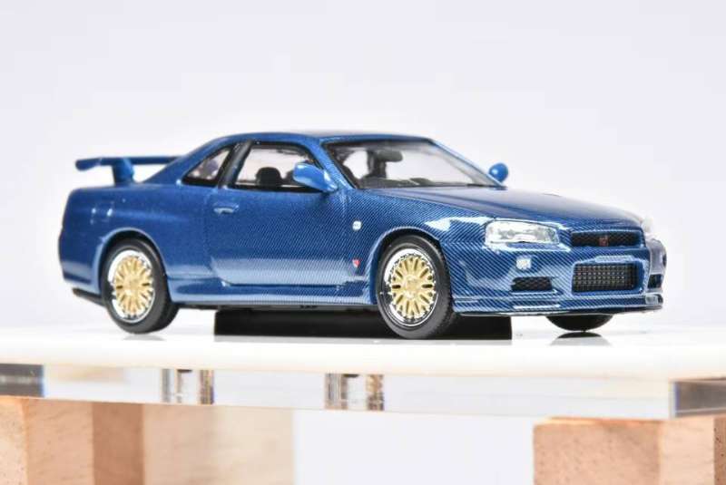 [Preorder] Stance Hunters 1:64 Nissan Skyline GT-R R34 (2 Colours)