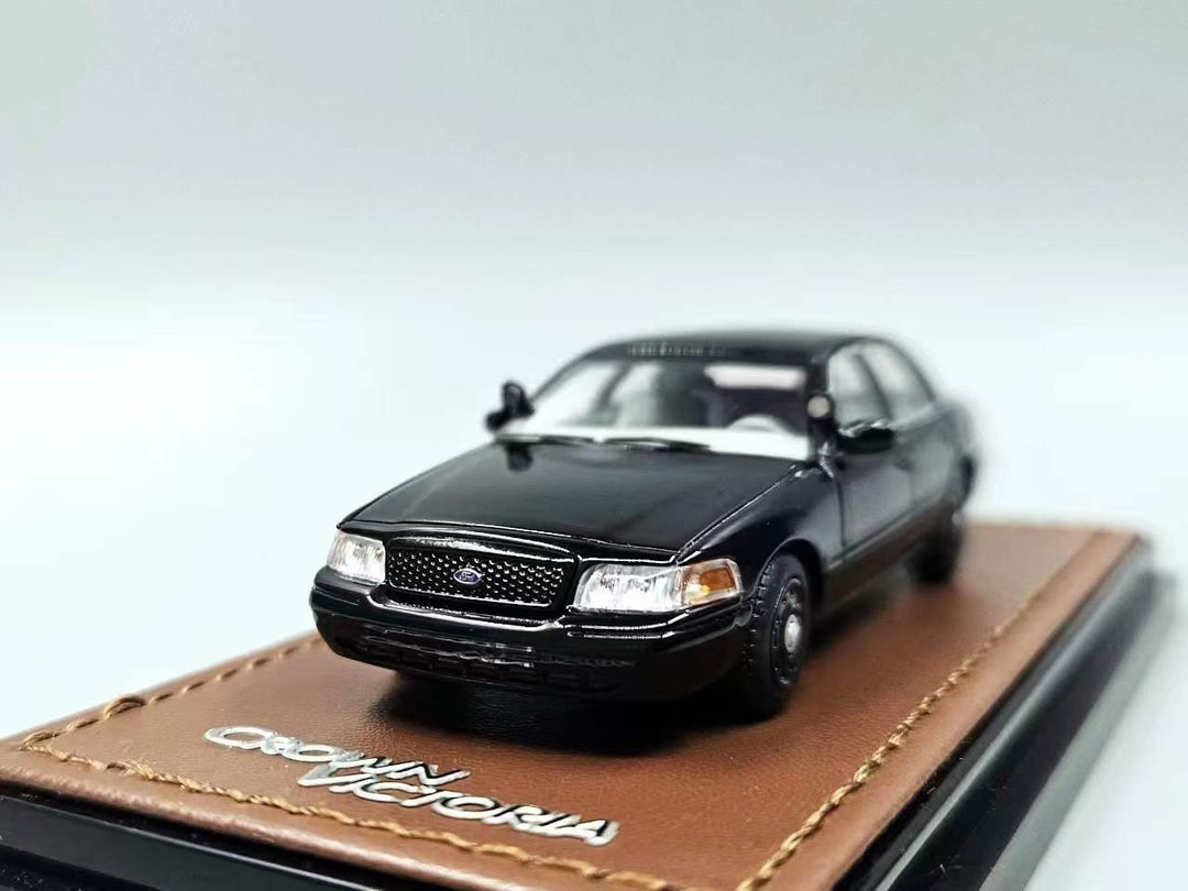 GOC 1:64 Ford Crown Victoria