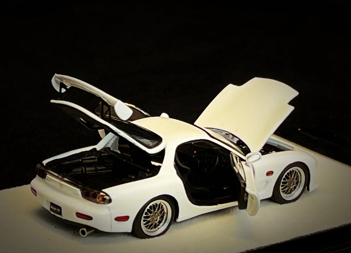 [Preorder] PGM 1:64 Mazda FD3S RX7 White Colour - Fully Opened Model (2 Versions)