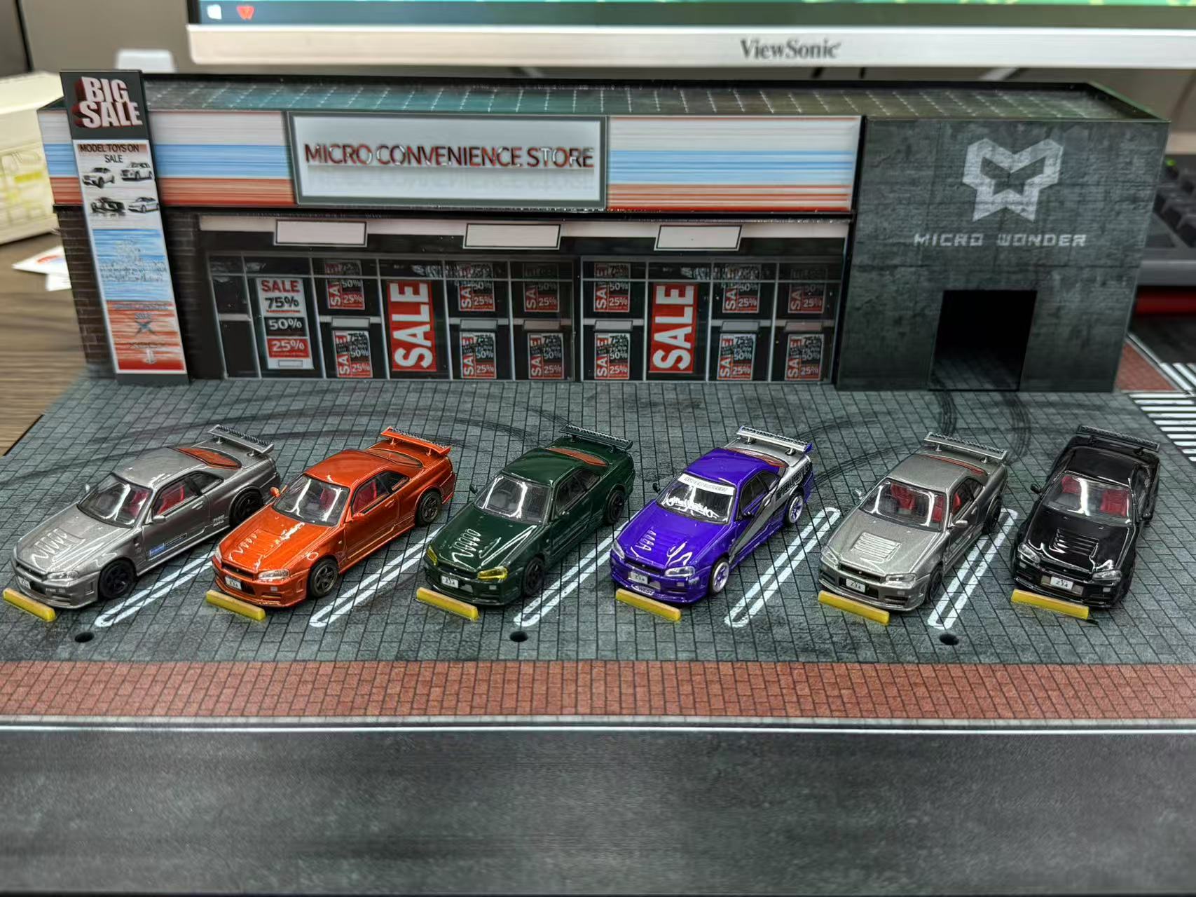 DM Model 1:64 Nissan R34 Hanging Card Board (6 Colors) – Horizon