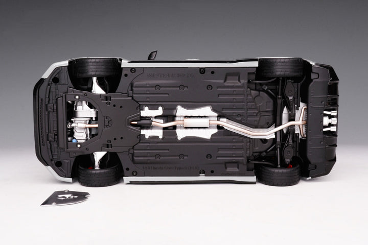 Motorhelix 1:18 Honda Civic Type R（FL5) Sonic Grey Pearl M85305