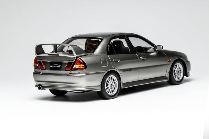 [Preorder] Motorhelix 1:18 Mitsubishi Lancer Evolution IV STEEL SILVER METALLIC M84001