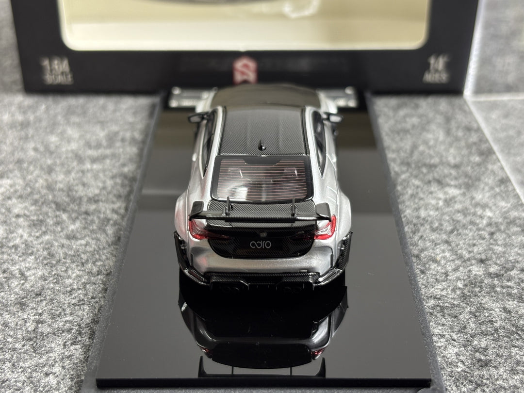 [Preorder] Street Weapon 1:64 BMW G82 M4 Wide-Body Modified - Alexander Silver Carbon Cap