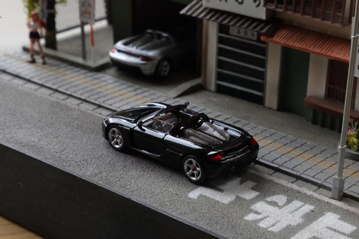 Funny Model 1:64 Porsche Carrera GT (3 Colours)