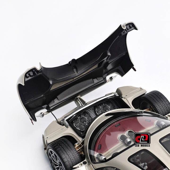 [Preorder] LCD 1:18 Pagani Utopia (2 Colours) LCD18024-PW/LCD18024-GO