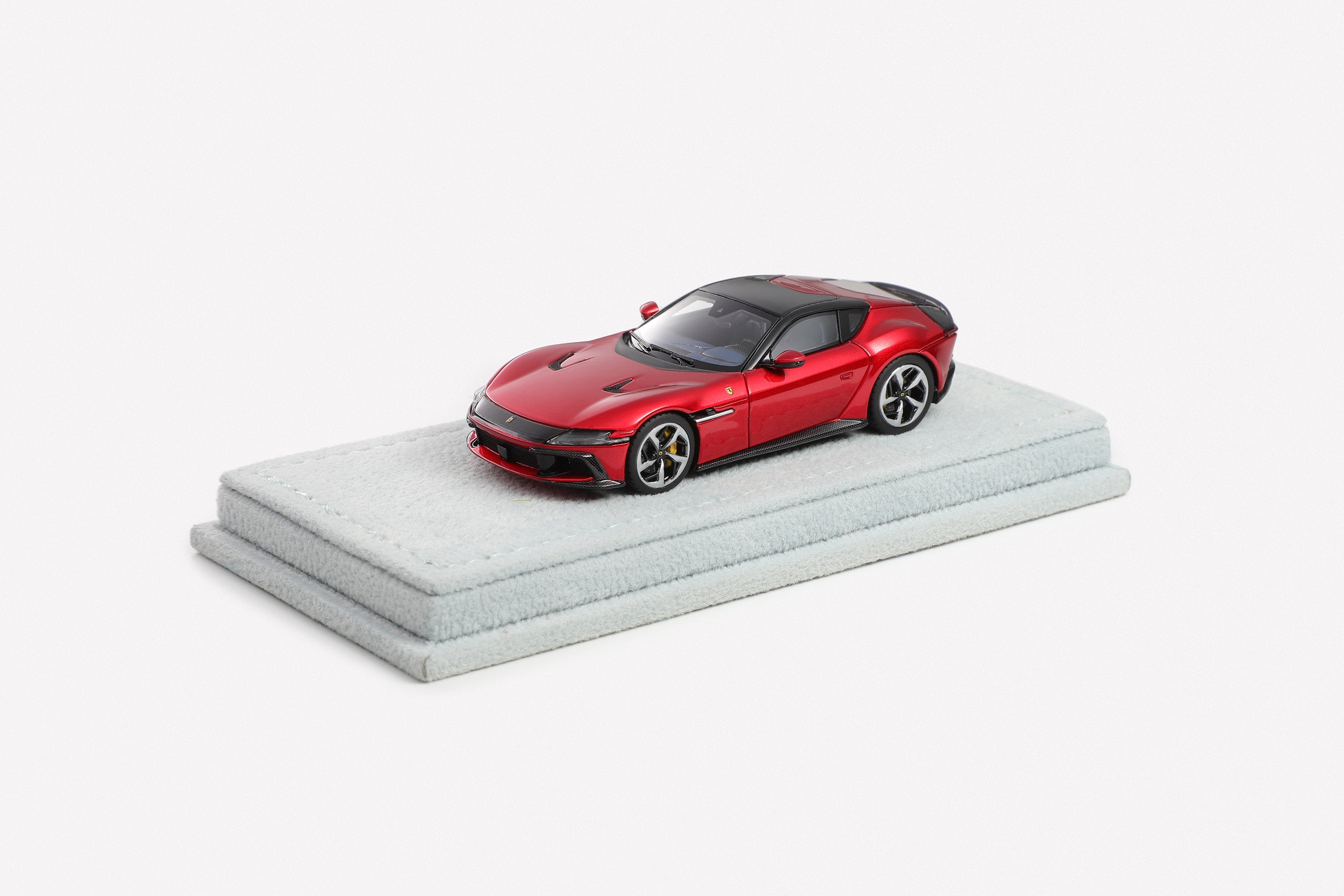 Preorder] Zadie Model 1:64 Ferrari 12 Cilindri (2 Colours