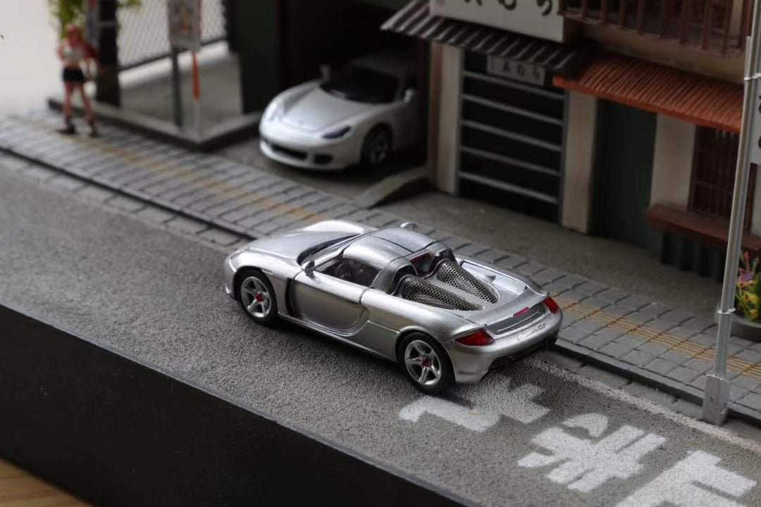 Funny Model 1:64 Porsche Carrera GT (3 Colours)