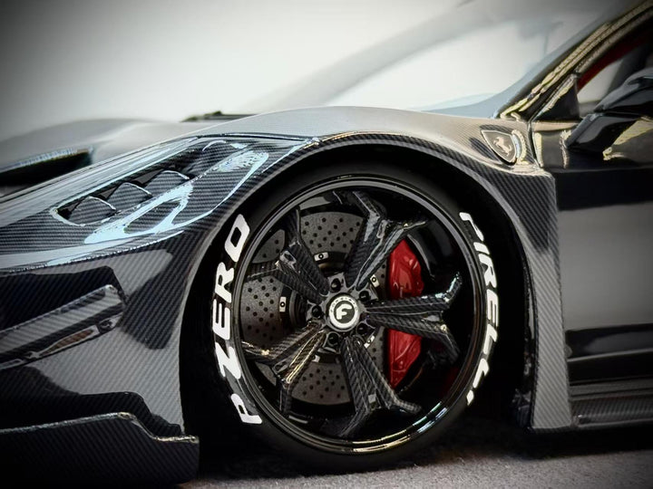ARES Model 1:18 LB-SILHOUETTE WORKS 458 GT SPIDER Carbon / Black AM26F001
