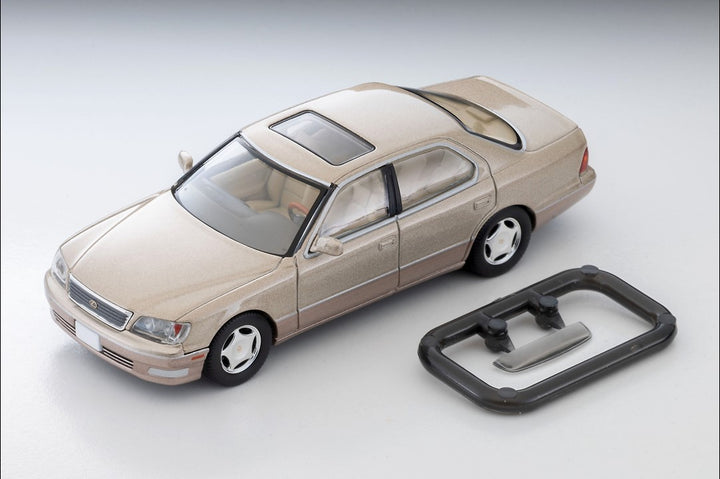 TLVN Tomica Limited Vintage Neo 1:64 1998 LEXUS LS400 (White/ Silver) LV-N