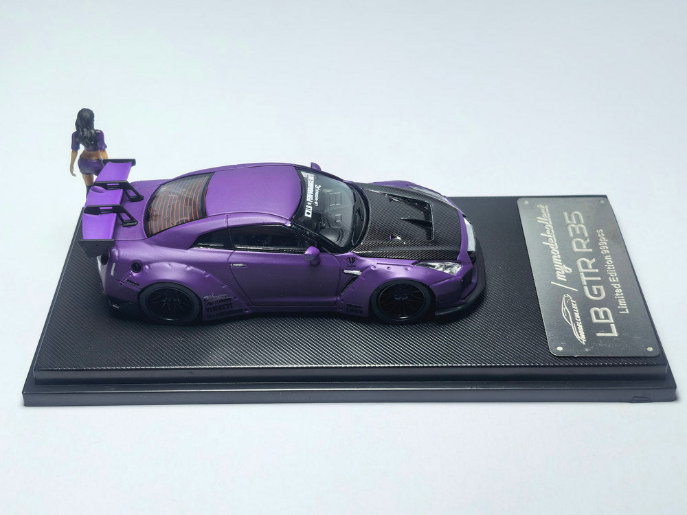 [Preorder] Model Collect 1:64 Nissan LB GTRR35 1.5V Matte Purple/Carbon Cover + Free Doll MC640004J