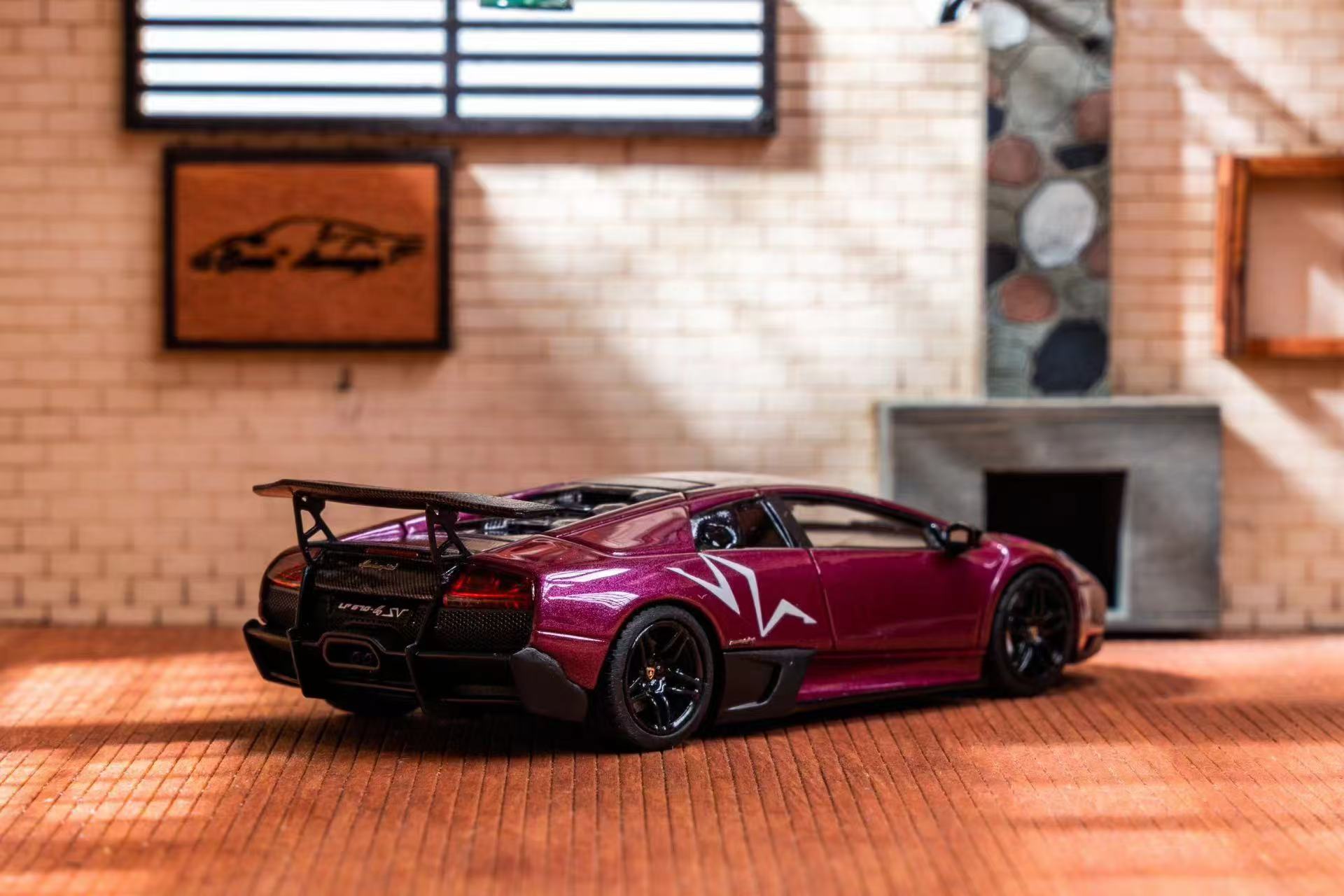 Car's Lounge 1:64 Lamborghini Murciélago Superveloce (LP670