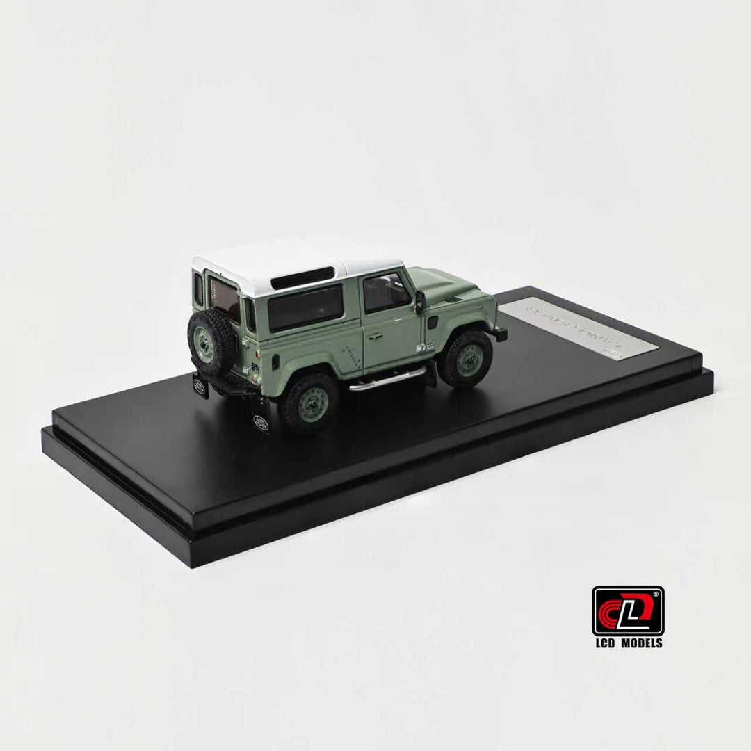 LCD 1:64 Land Rover Defender 90 V8 (3 Colours) LCD64016-BU