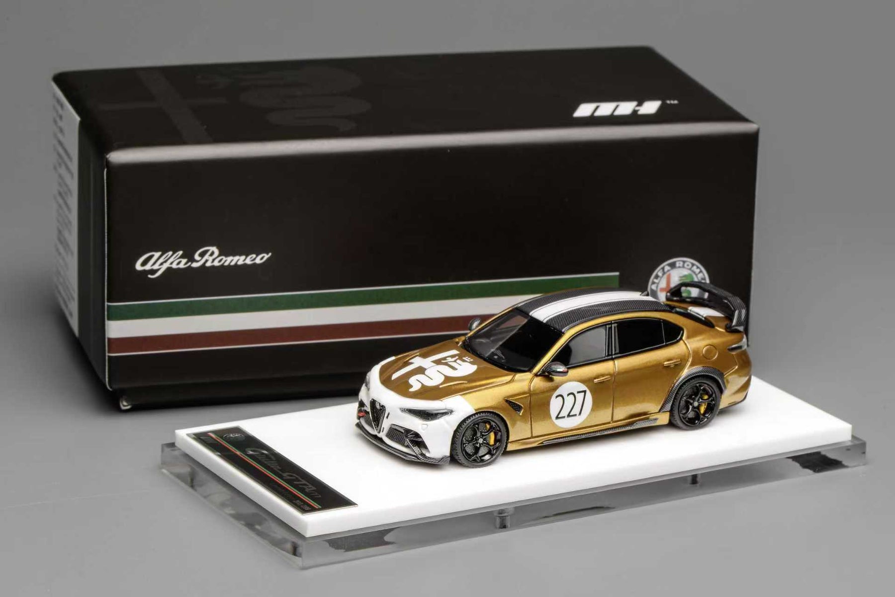 京商 1/64 アルファロメオ 1750 GTAm シークレット MOTORHELIX 1:64 Alfa Romeo Giulia GTAm (3 Colors) – Horizon Diecast