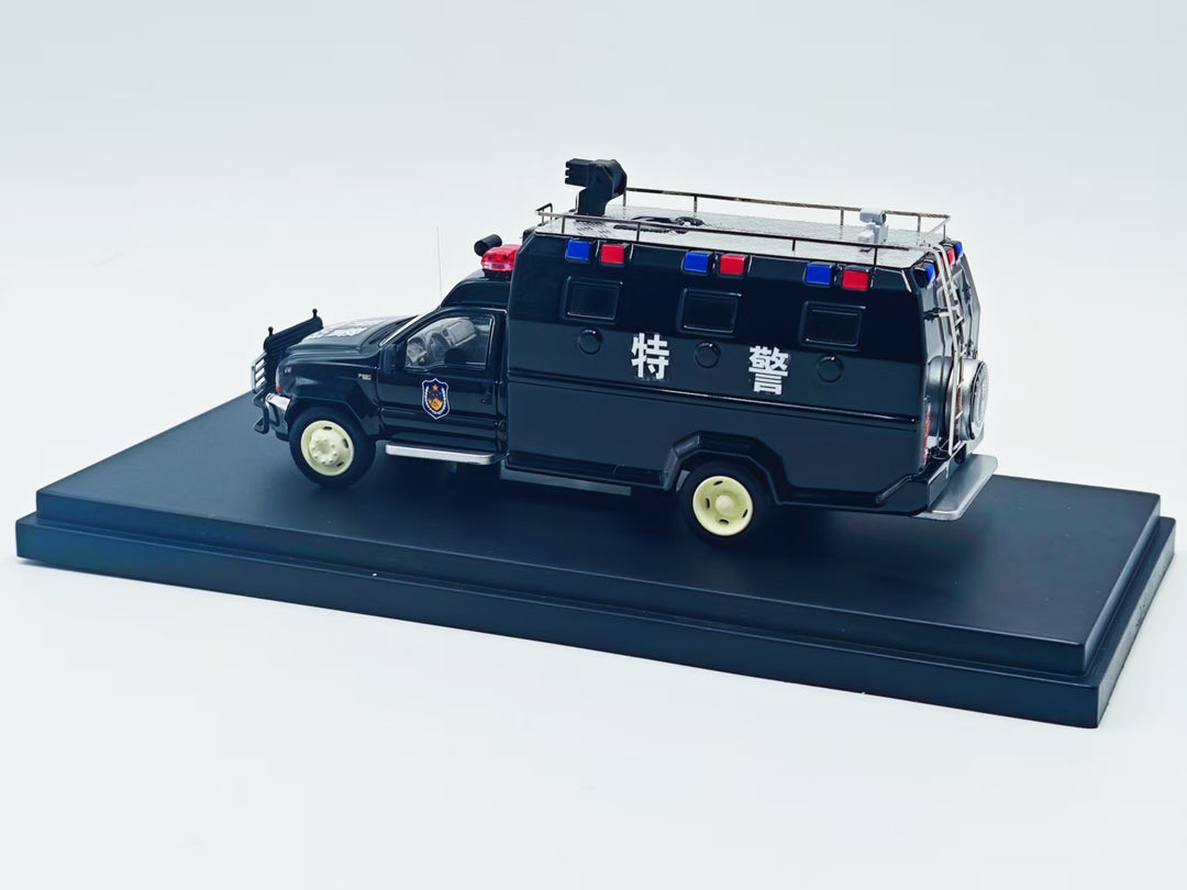 [Preorder] The Art of Model 1:64 Ford F550 super duty Black Police Livery