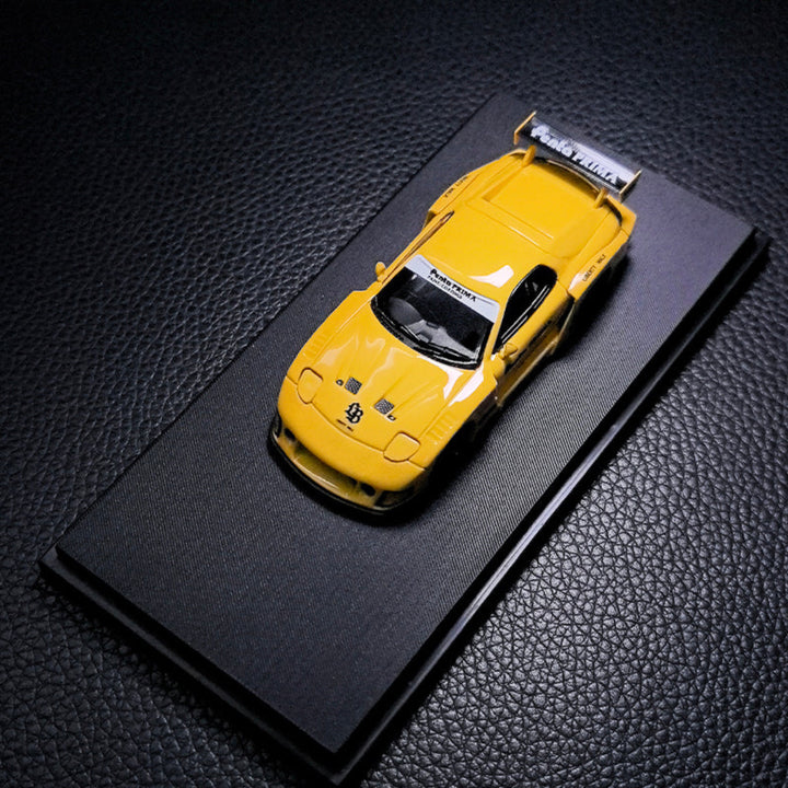 [Preorder] Decode 1:64 Mazda rx7 Wide-Body Modified (2 Colours)