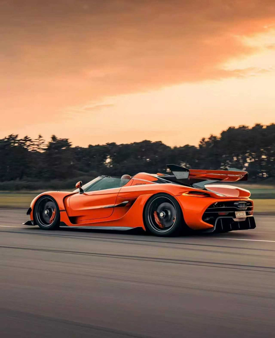 [Preorder] GRYNING Model 1:64 Koenigsegg Jesko Attack (2 Colours)