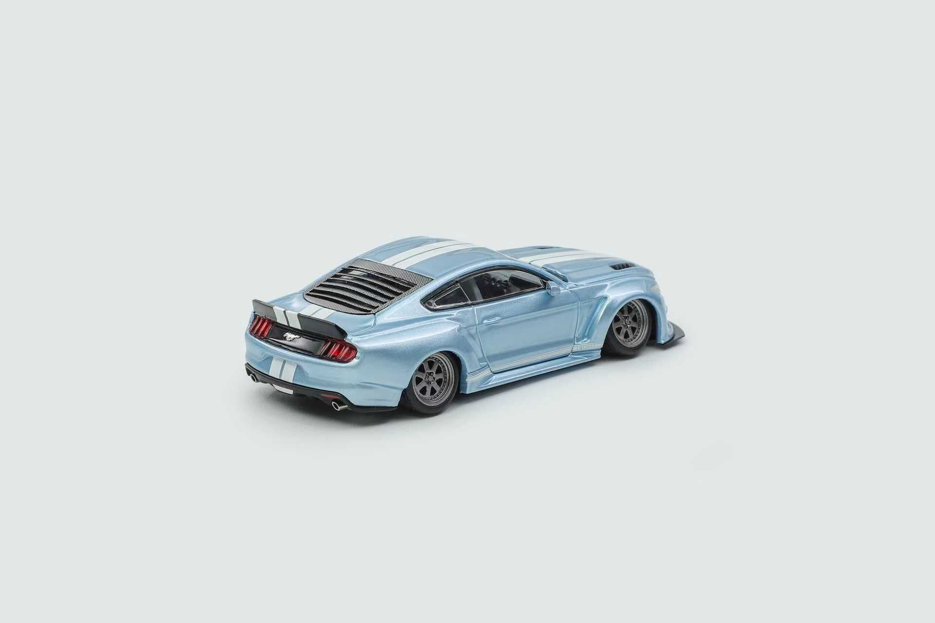 リバティ1/64 フォード ムスタング ワイドボディ Preorder] Liberty 1:64 Ford Mustang 6th Generation Clinched