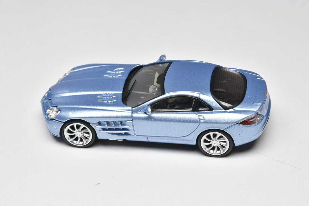 [Preorder] Stance Hunters 1:64 Mercedes Benz SLR McLaren Ice Blue