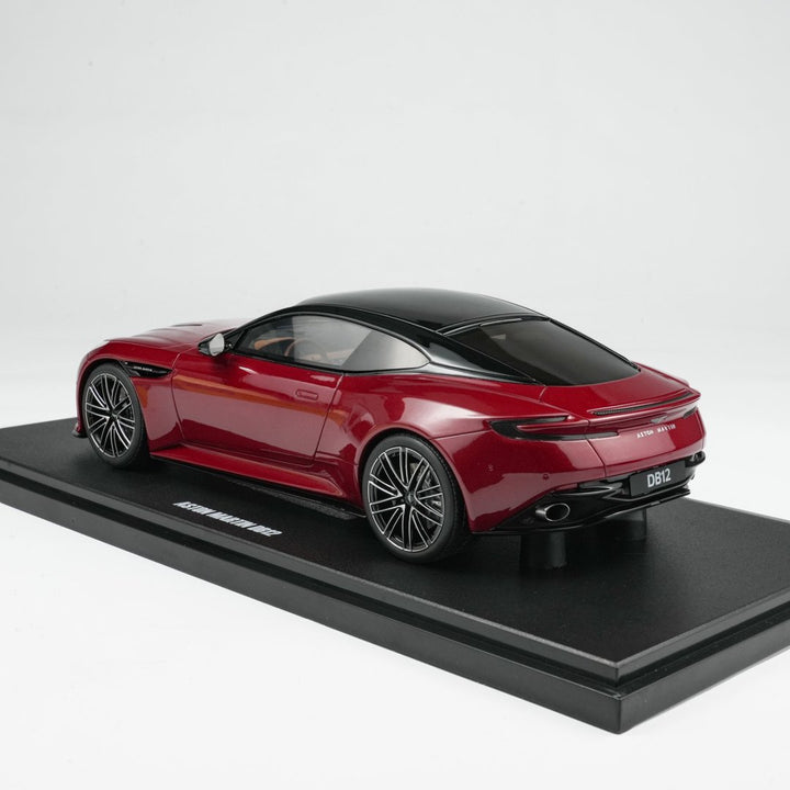 GT Spirit 1:18 ASTON MARTIN DB12 HYPER RED 2023 GT936