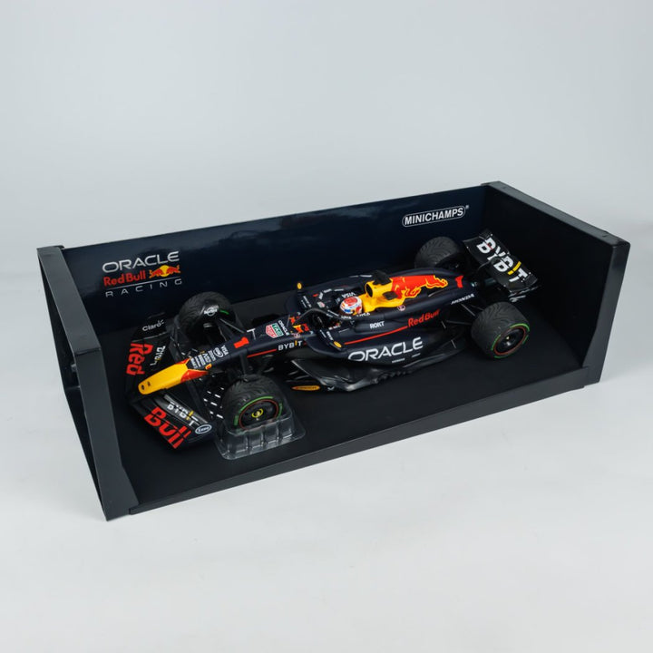 MINICHAMPS 1:18 ORACLE RED BULL RACING RB20 - WINNER CANADA GP2024 110240901