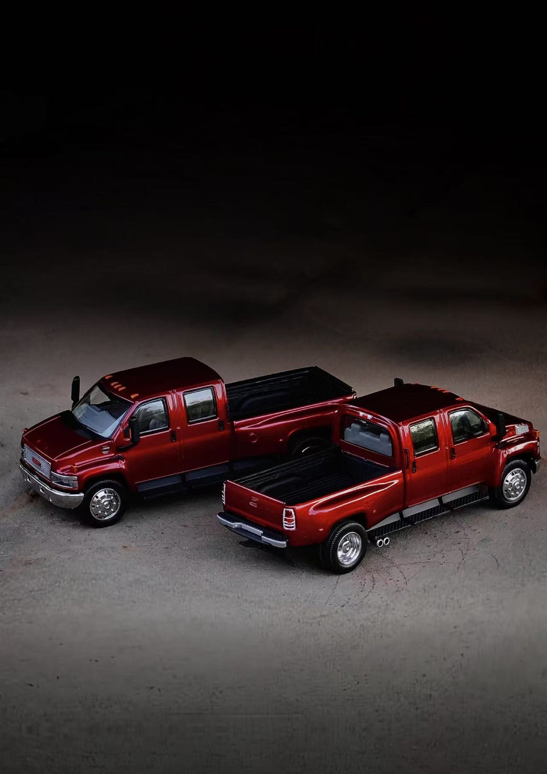 [Preorder] MK Miniatures X GOC 1:64 GMC TOP PICK UP TRUCK and Chevrolet KODIAK Metallic Red (2 Versions)